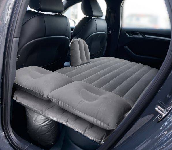 Que choisir pour dormir dans sa voiture lors d'un road trip ?